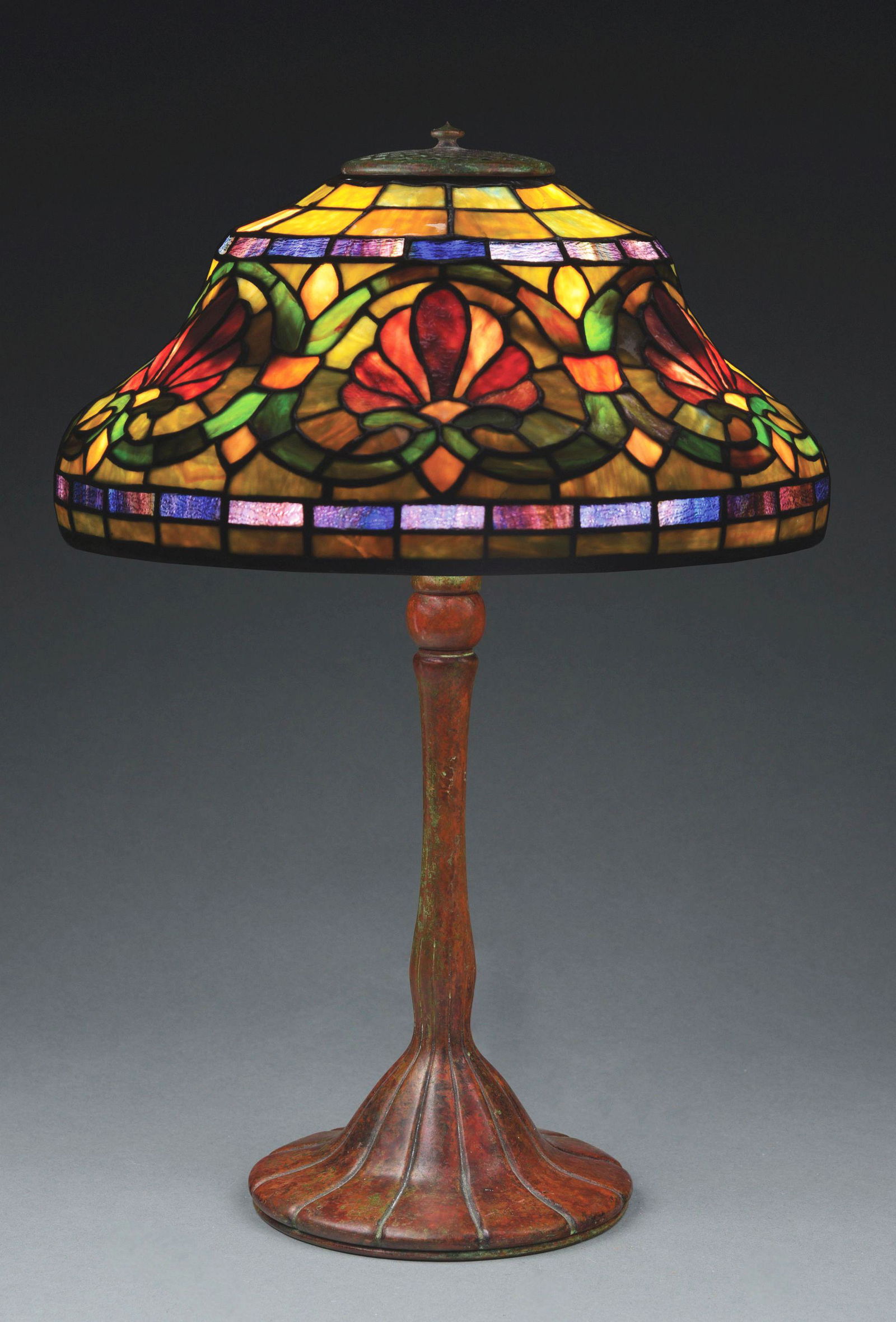 TIFFANY STUDIOS BRONZE BASE WITH EARLY 20TH CENTURY LEADED GLASS SHADE. (1 of 13)