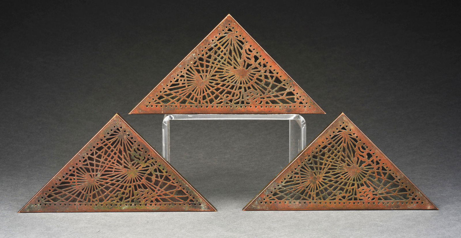 LOT OF 3: TIFFANY STUDIOS PINE NEEDLE BLOTTER CORNERS. (1 of 9)