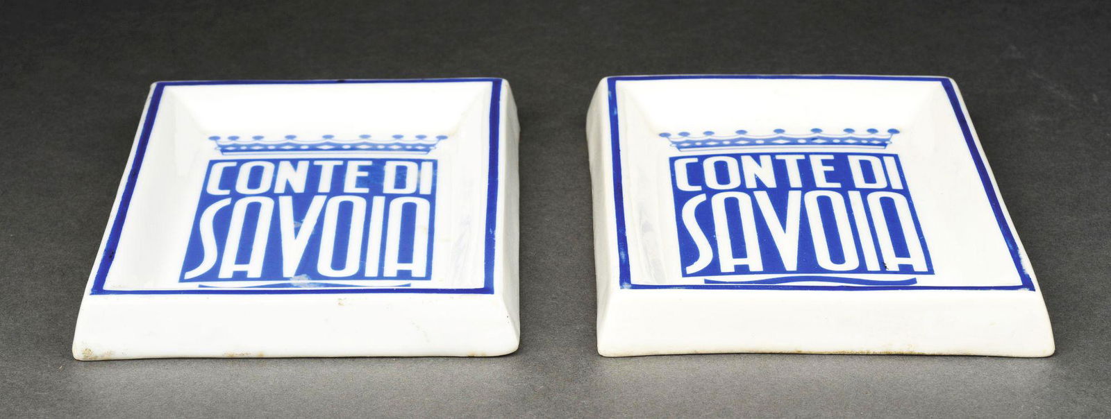 PAIR OF CONTE DI SAVOIA ASHTRAYS, SIGNED RICHARD GINORI. (1 of 8)