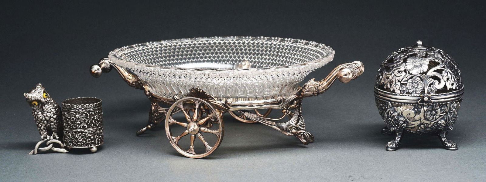 LOT OF 3: QUADRUPLE PLATE ITEMS. (1 of 8)