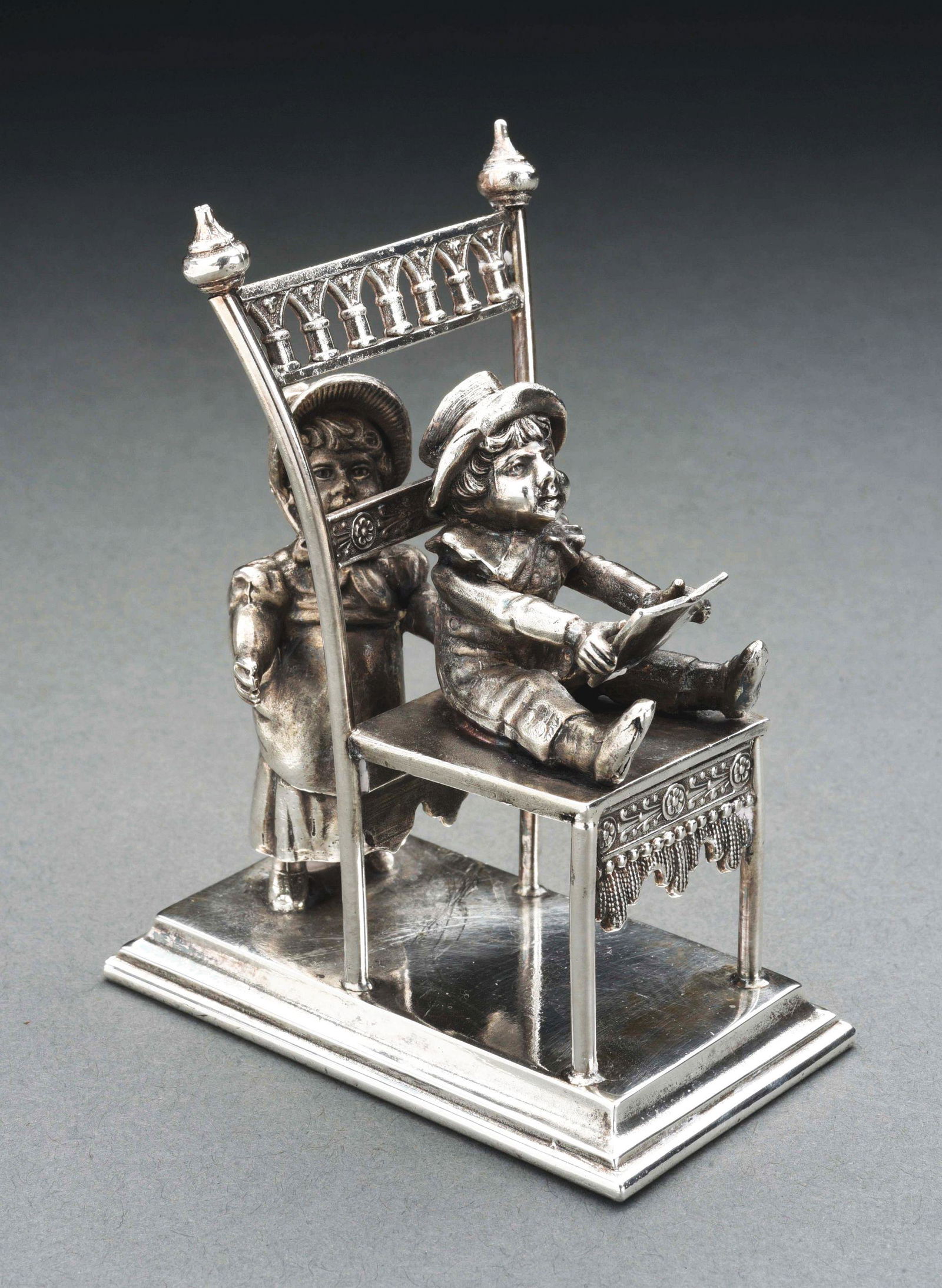 NAPKIN RING BY SIMPSON, HALL, MILLER & CO., #036. (1 of 5)