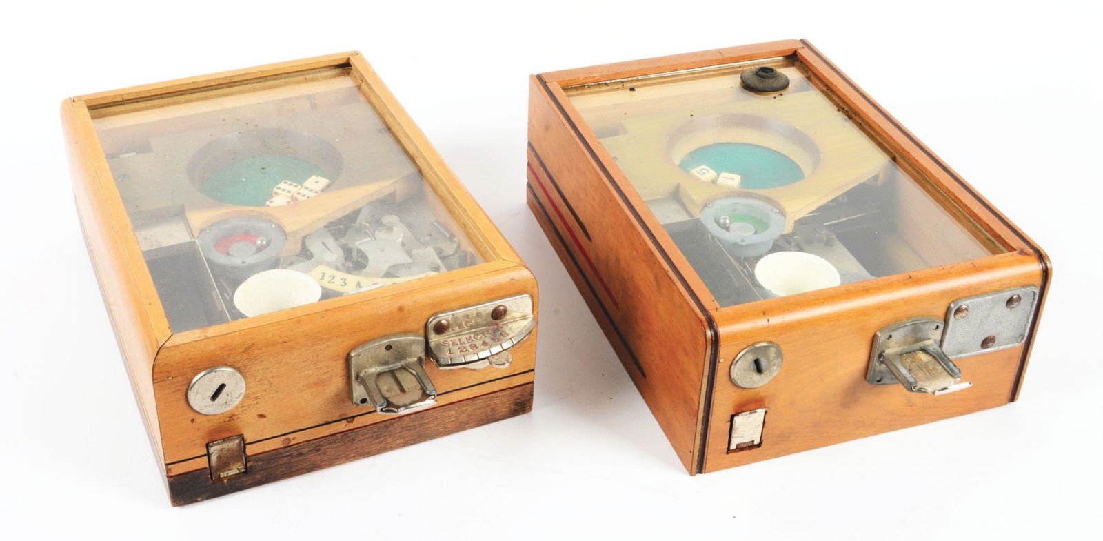 LOT OF 2: DICE TRADE STIMULATORS. (1 of 2)