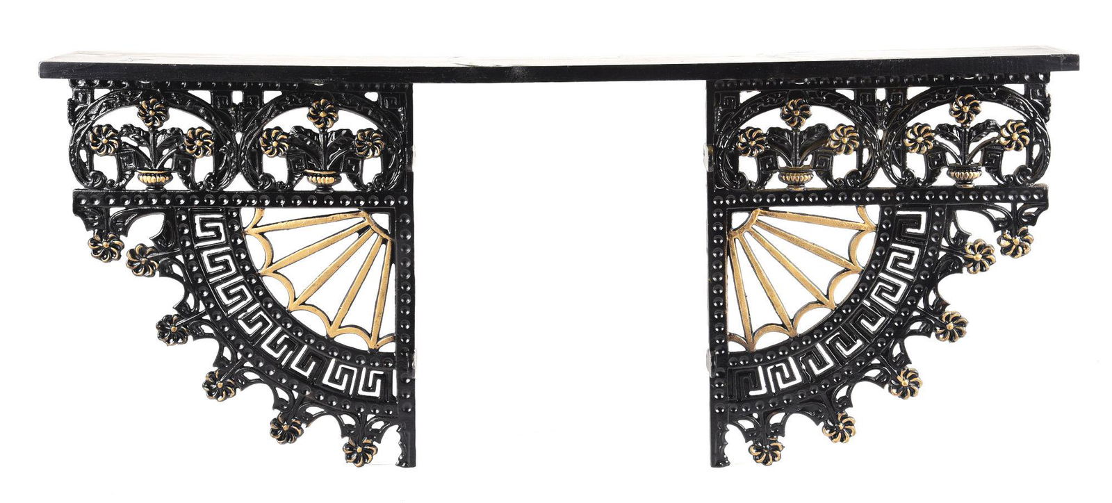 SET OF 2 CAST IRON CORNER BRACKETS. (1 of 4)