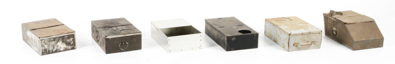 LOT OF SLOT MACHINE AND TRADE STIMULATOR COIN BOXES. (1 of 2)