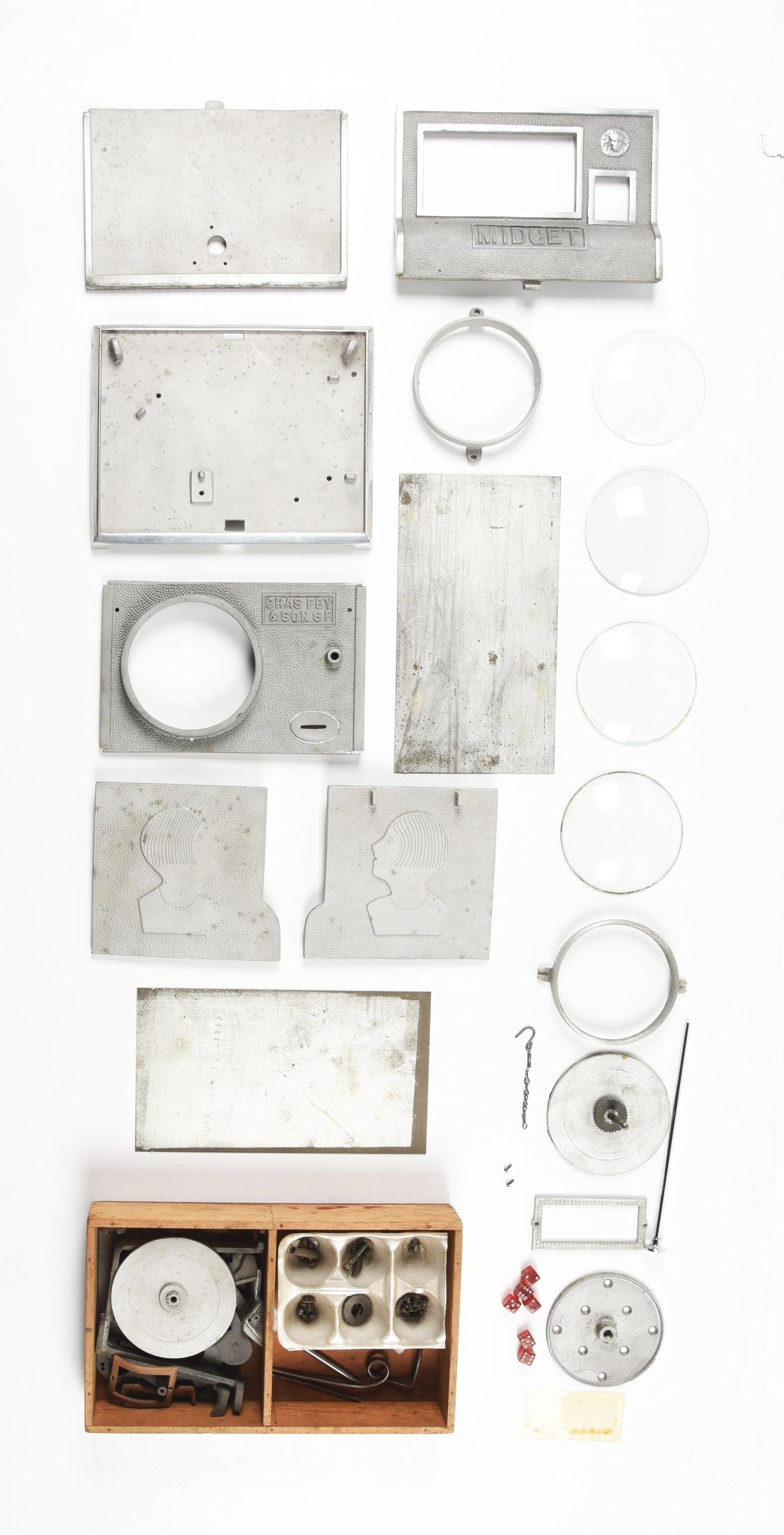 LARGE LOT OF TRADE STIMULATOR CASTINGS. (1 of 1)