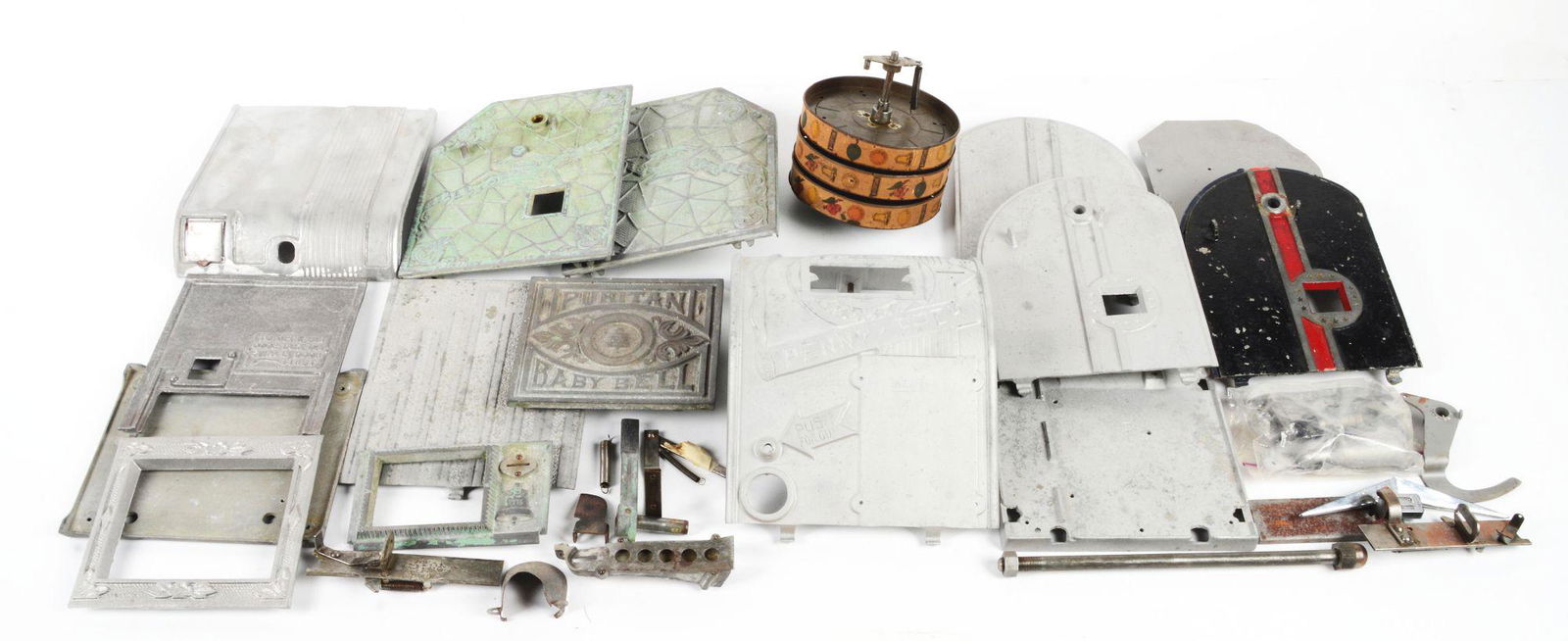 LARGE LOT OF TRADE STIMULATOR PARTS AND PIECES. (1 of 1)