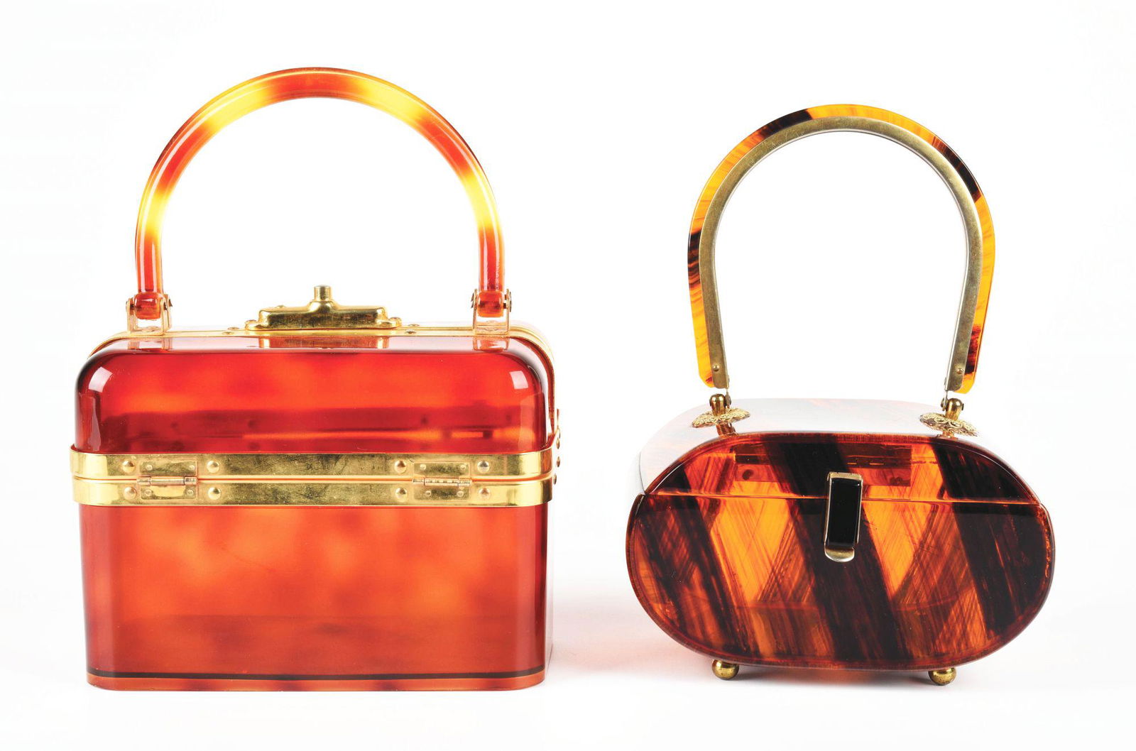 LOT OF 2: BAKELITE & LUCITE HANDBAGS. (1 of 2)