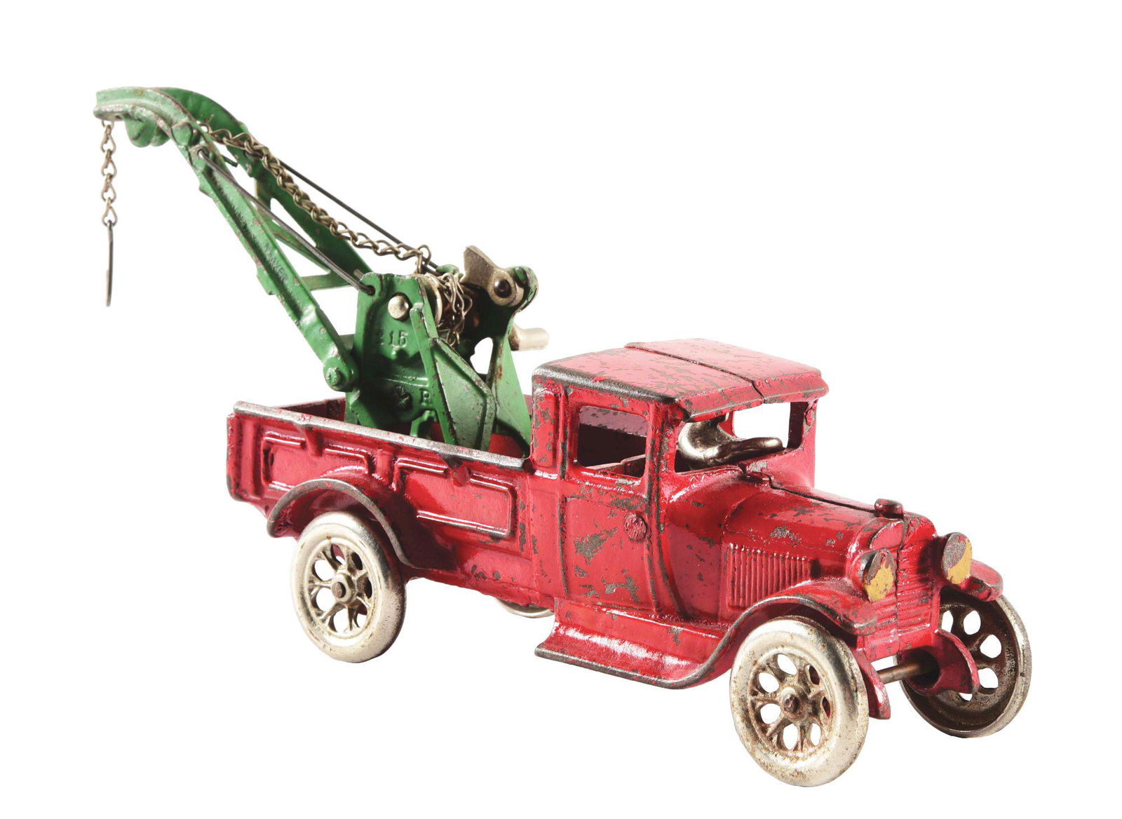 CAST IRON ARCADE WEAVER TOW TRUCK. (1 of 4)