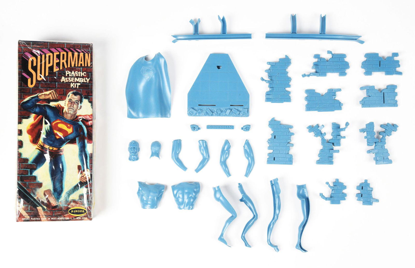 AURORA SUPERMAN MODEL KIT. (1 of 11)