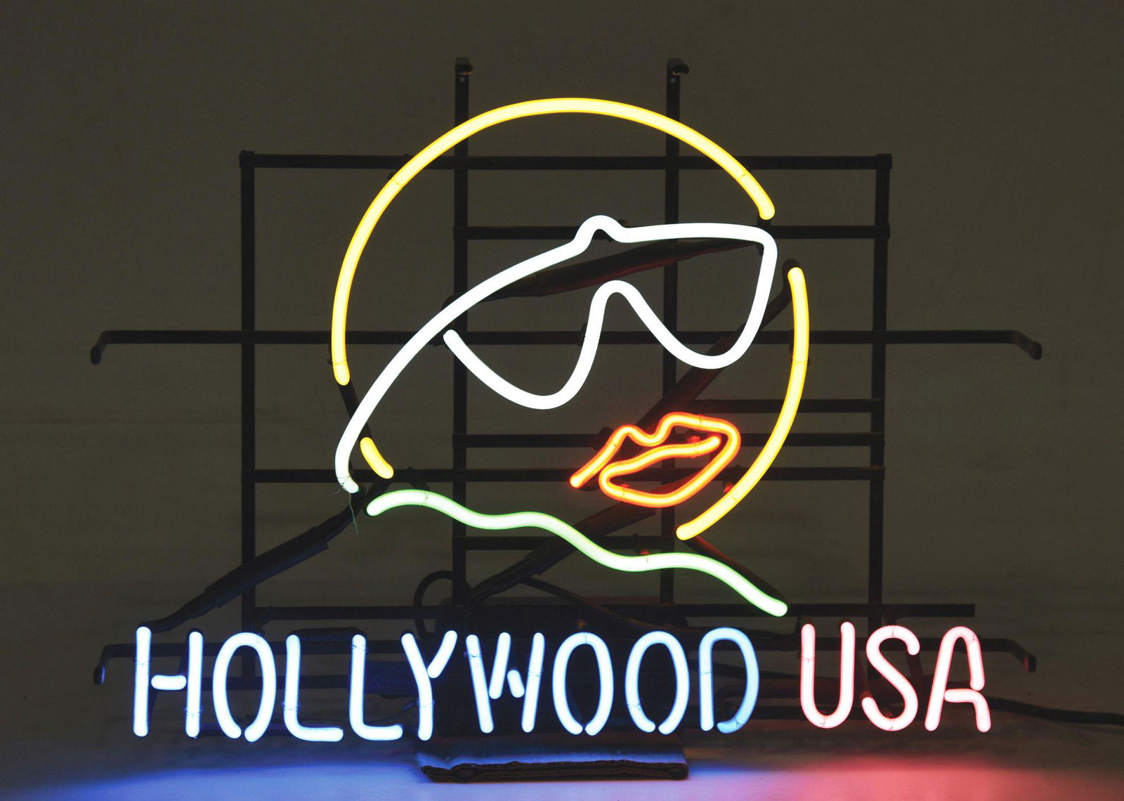 HOLLYWOOD USA SKELETON NEON SIGN. (1 of 3)