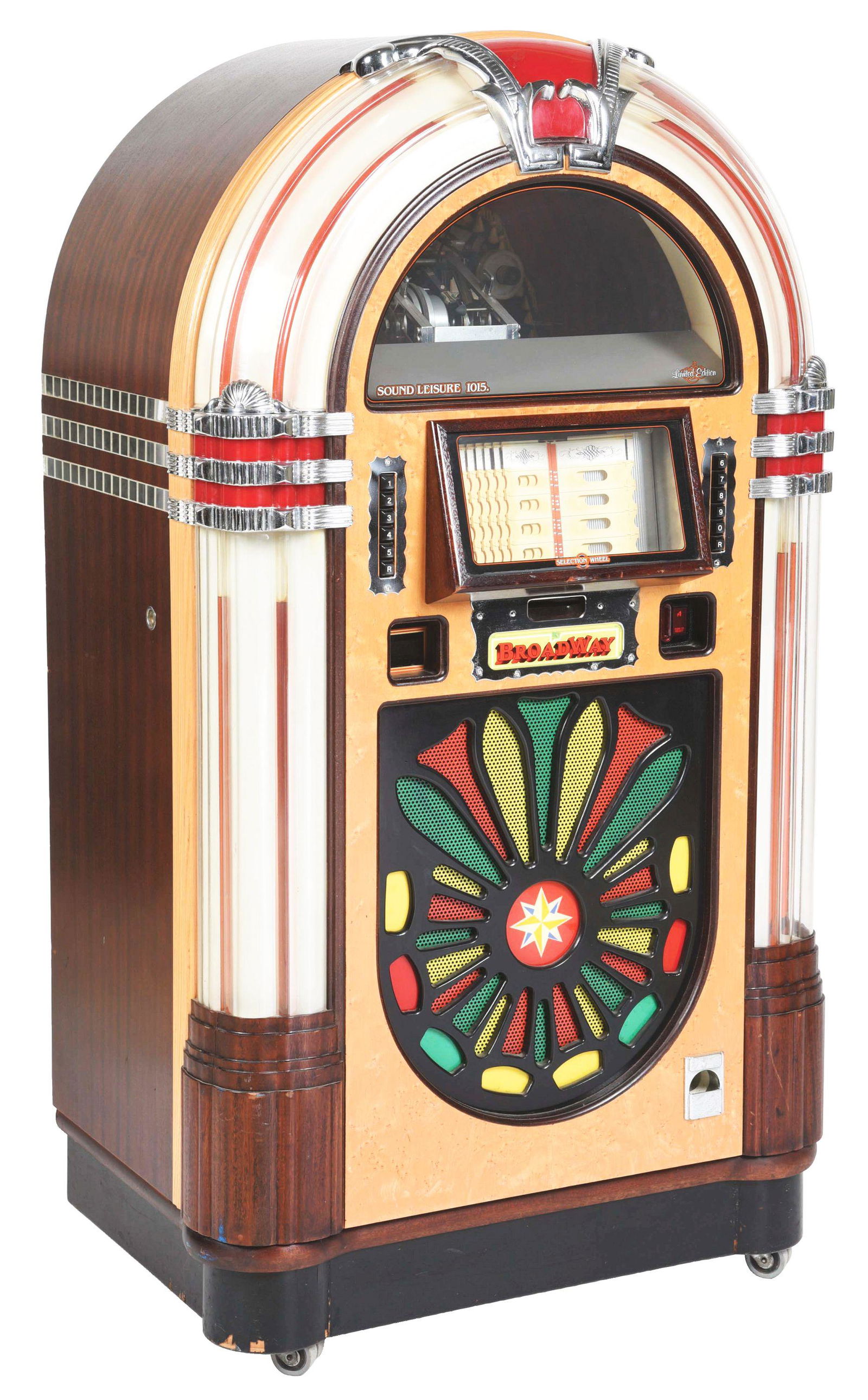 SOUND LEISURE MODEL 1015 CD JUKEBOX. (1 of 7)