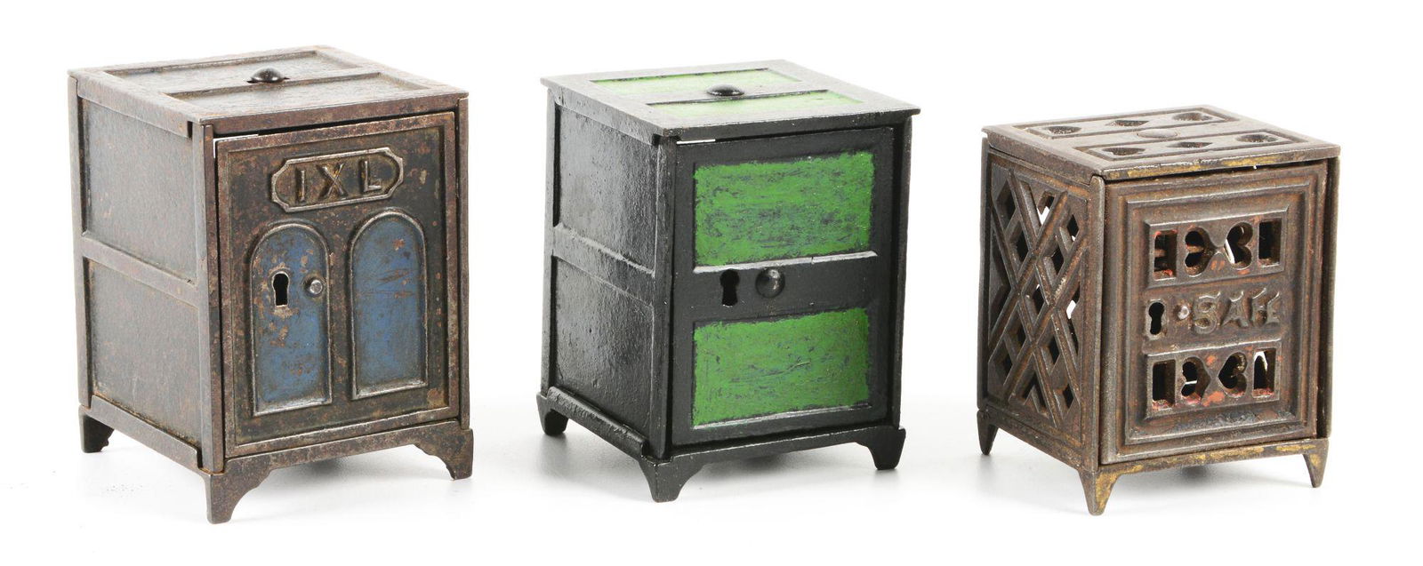 LOT OF 3: VINTAGE CAST IRON STILL BANKS. (1 of 2)