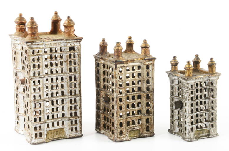 LOT OF 3 FLATIRON BUILDING BANKS MONEY BOXES. (1598) on Sep 19, 2022