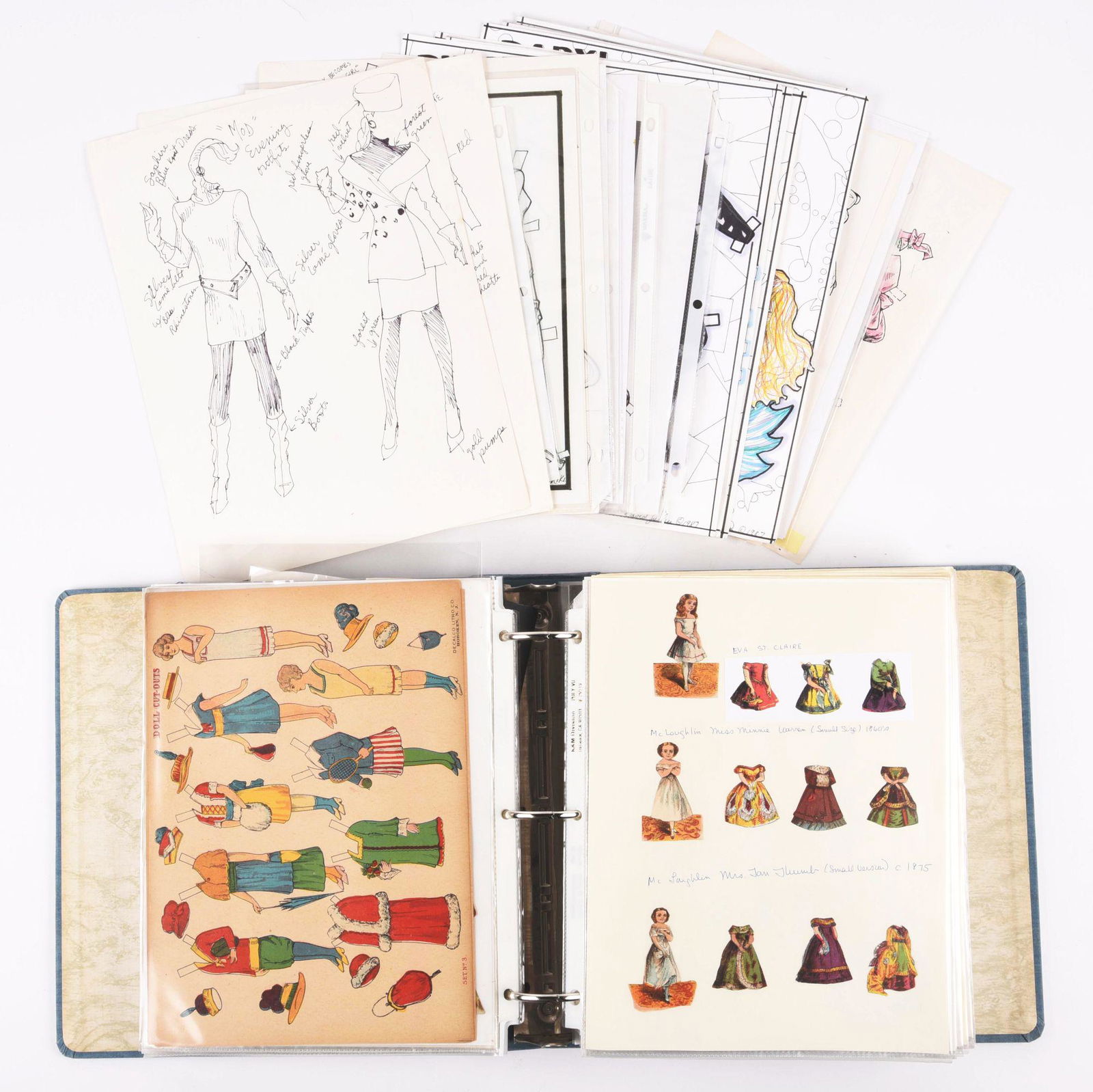 LARGE LOT OF PAPER DOLLS. (1 of 4)