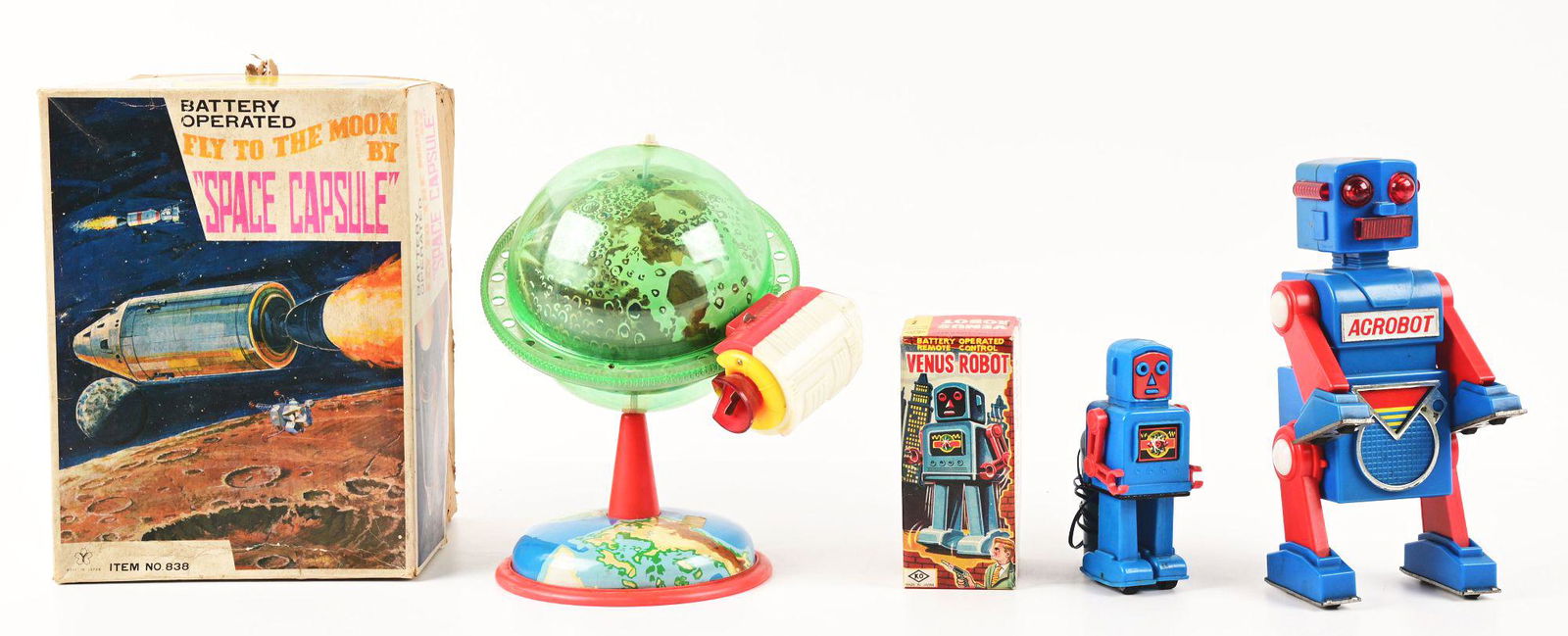LOT OF 3: JAPANESE PLASTIC ROBOT AND SPACE TOYS. (1 of 4)