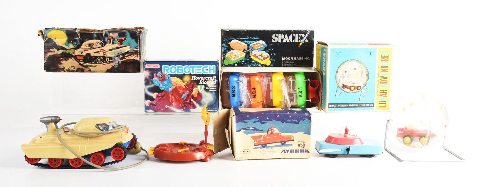 LOT OF 5: MOSTLY FOREIGN MADE SPACE VEHICLES IN ORIGINAL BOXES. (1 of 2)