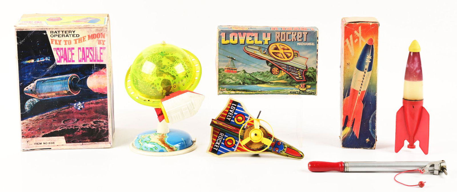 LOT OF 3: VARIOUS JAPANESE AND GERMAN SPACE TOYS. (1 of 2)