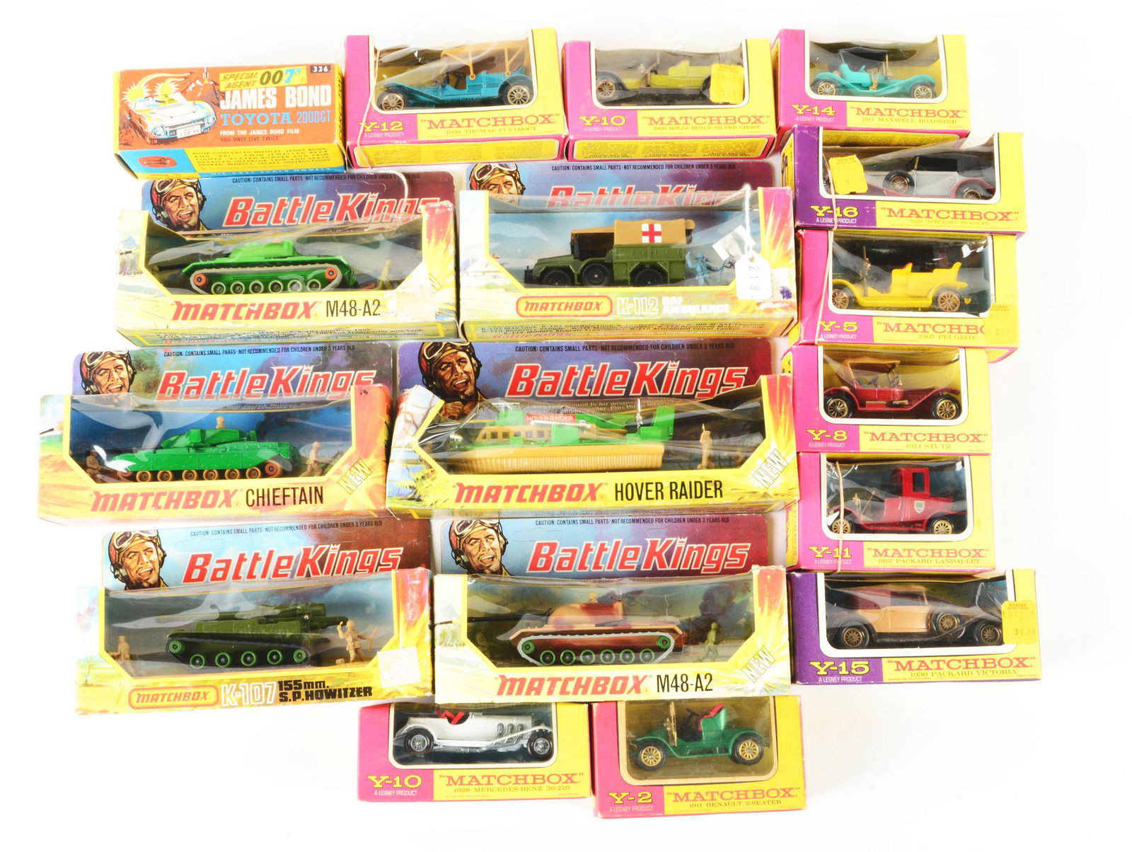 NICE LOT OF CORGI AND MATCHBOX TOY CARS & VEHICLES. (1 of 1)