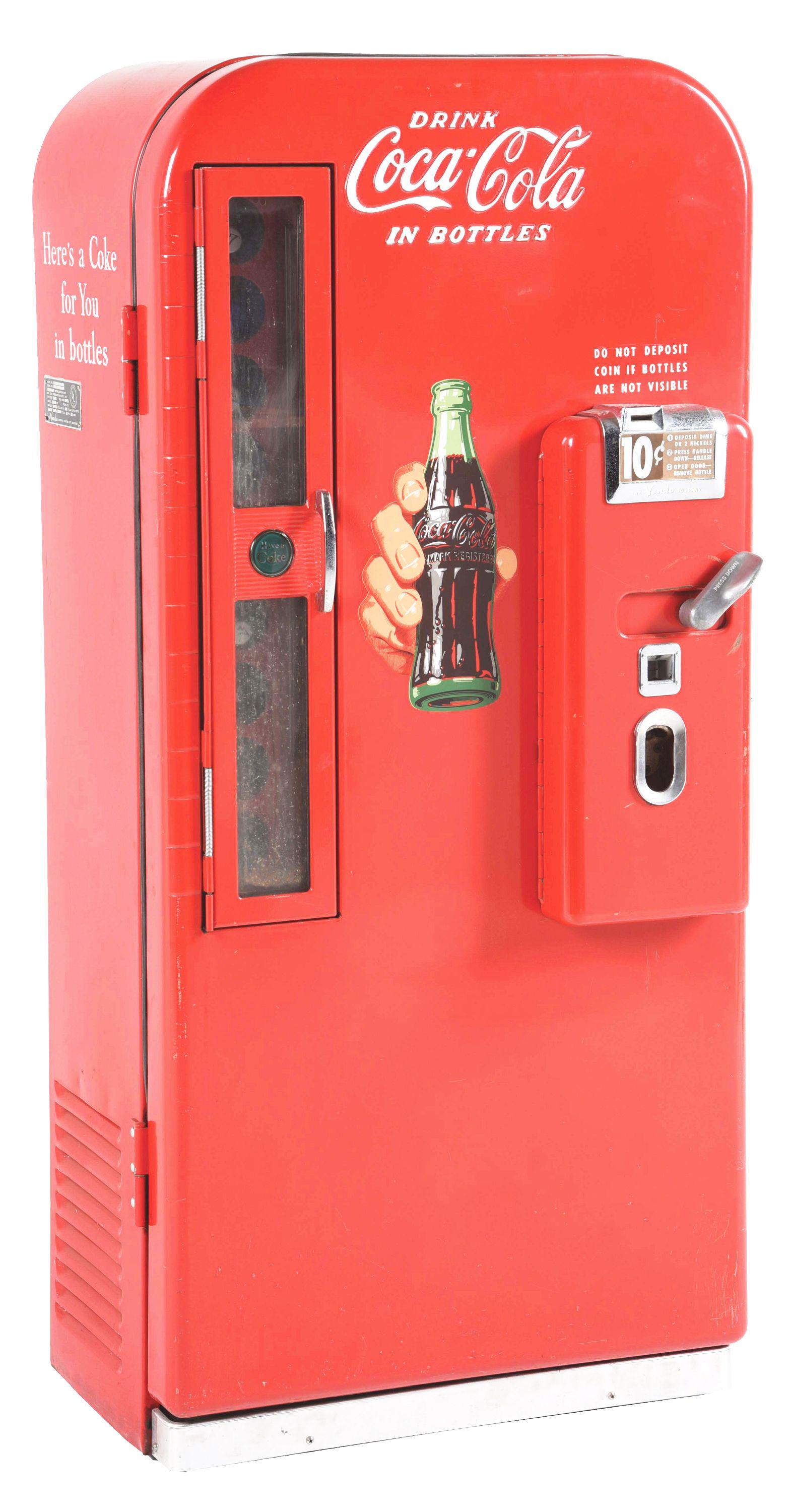 10¢ VENDO COCA-COLA VENDOR. (1 of 7)