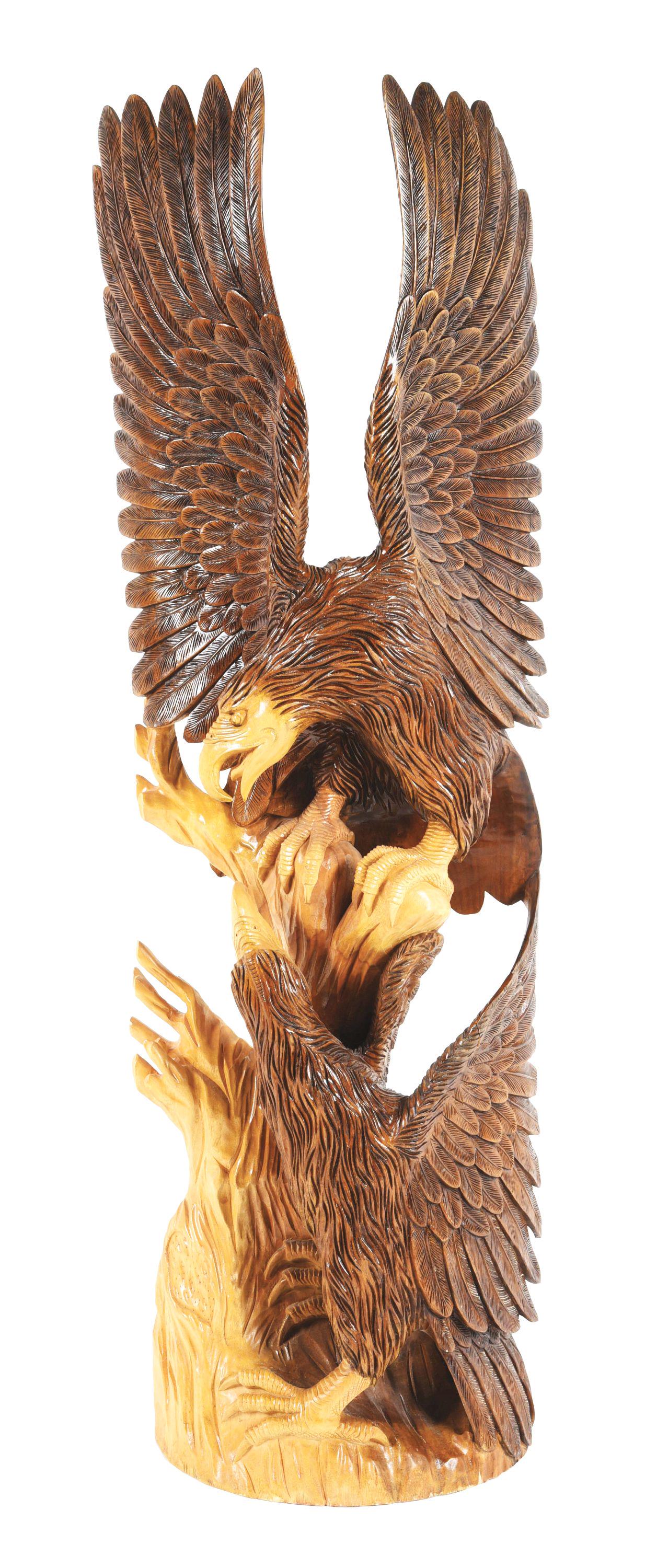 CONTEMPORARY CARVING OF AMERICAN BALD EAGLE STATUE. (1 of 5)