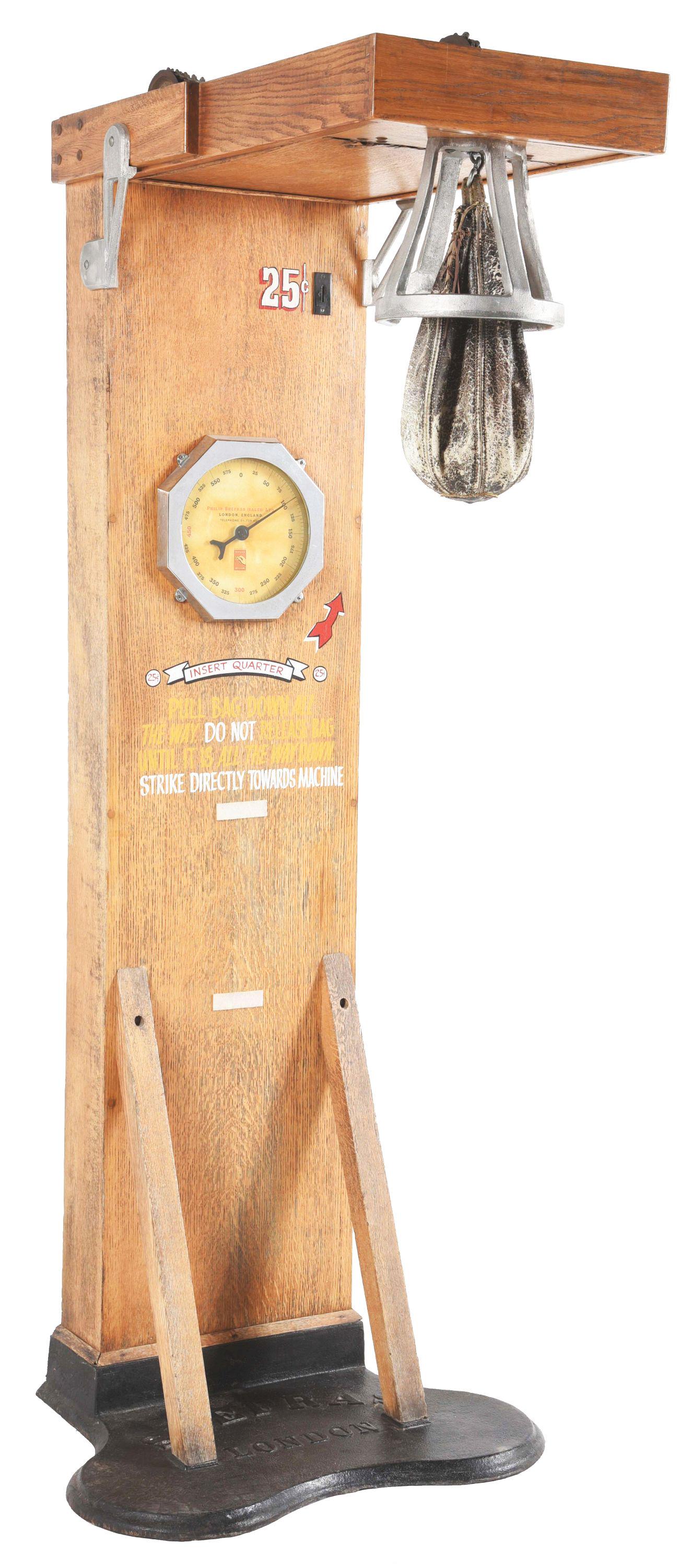 25¢ PHILLIP SHEFRAS LONDON PULLDOWN BOXING ARCADE MACHINE. (1 of 7)