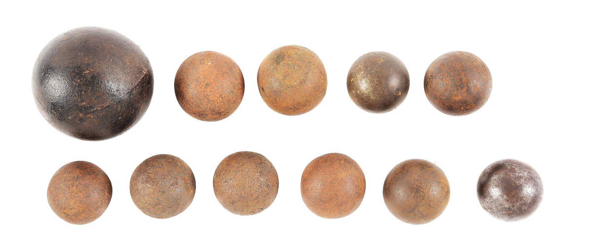 19TH CENTURY LOT OF GRAPESHOT AND A CANNON BALL. (1386) on Dec 13