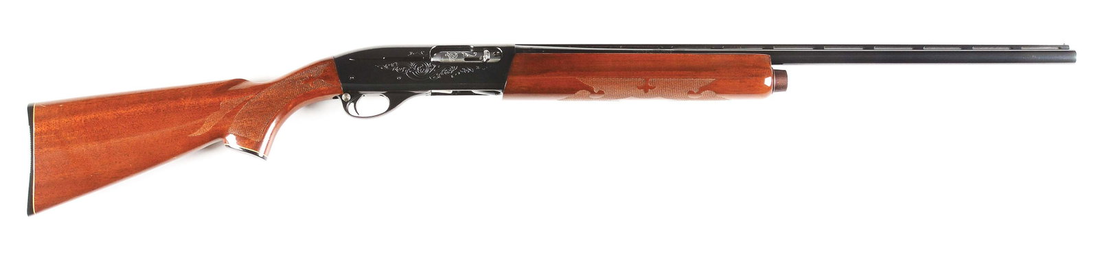(M) REMINGTON 1100LW LIGHTWEIGHT SEMI-AUTOMATIC SHOTGUN: Remington Model 1100LW Lightweight shotgun made by Remington Arms Company, Ilion, New York from 1970 to 1976. 25 - 1/2" blued steel 20 gauge barrel with factory ventilated rib, 2 - 3/4" chamber, and f
