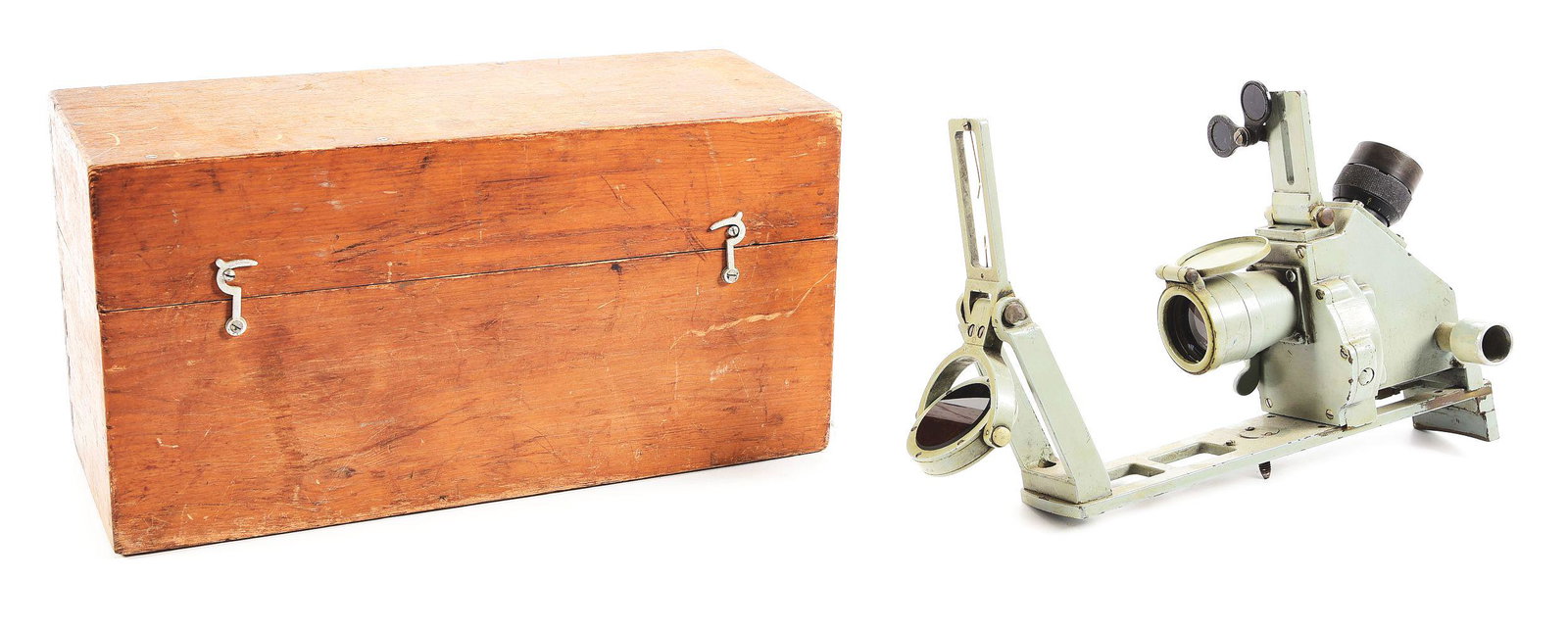 GERMAN WWII U-BOAT AZMITH IN CASE.: German World War II Kriegsmarine cased U-Boat azimuth instrument, which was apparently mounted on top of a U-Boat compass gyro repeater in order to obtain extremely accurate bearings. Device is marked