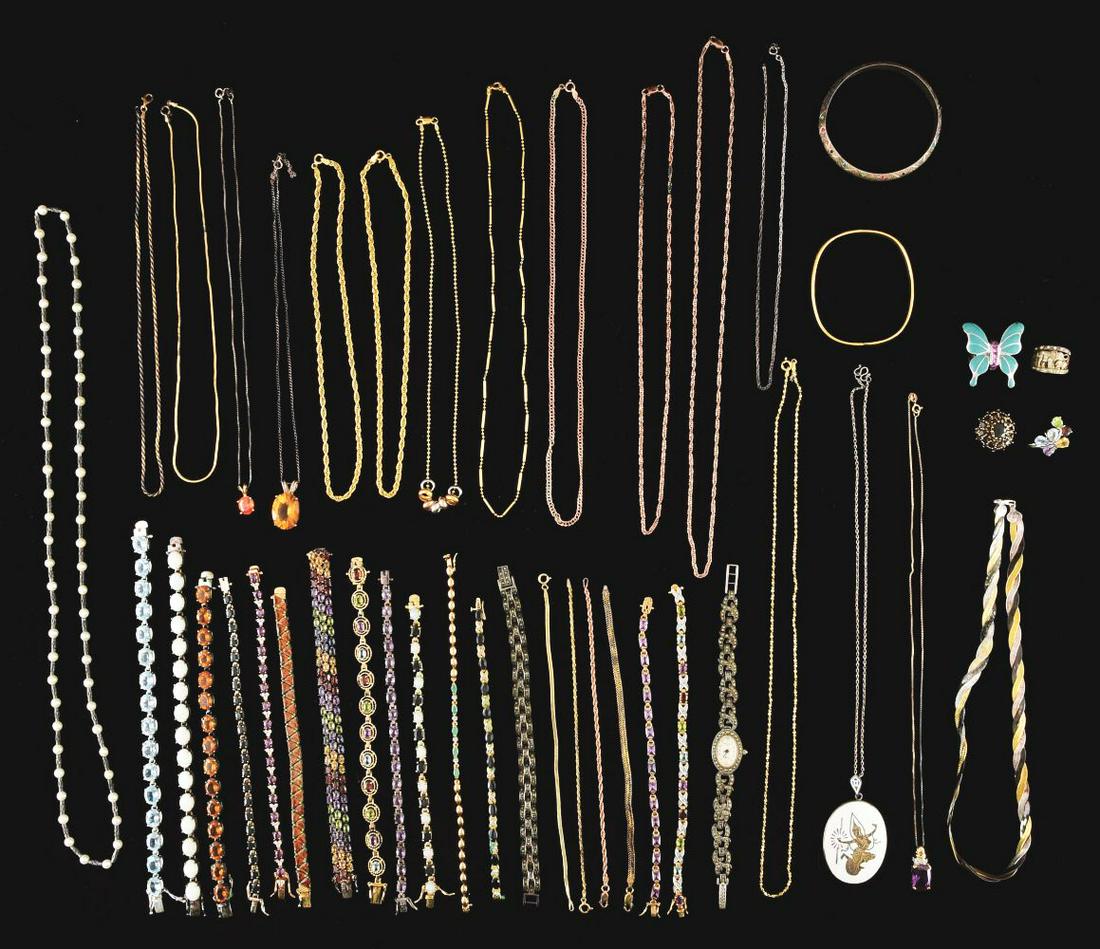 LARGE LOT OF MISC. STERLING SILVER JEWELRY. (1 of 1)