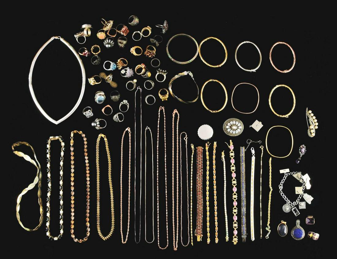 MISC. LOT OF STERLING SILVER JEWELRY. (1 of 1)