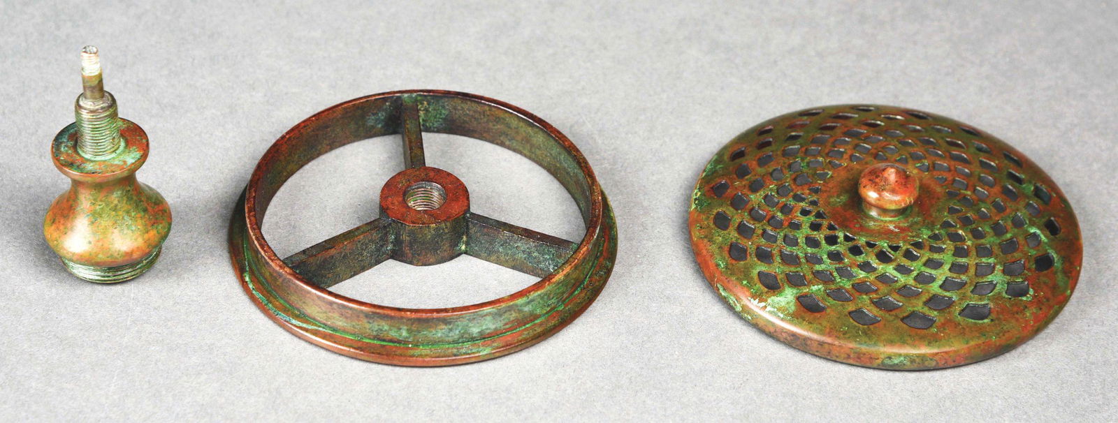 LOT OF 3: TIFFANY STUDIOS RISER, WHEEL & CAP. (1 of 6)