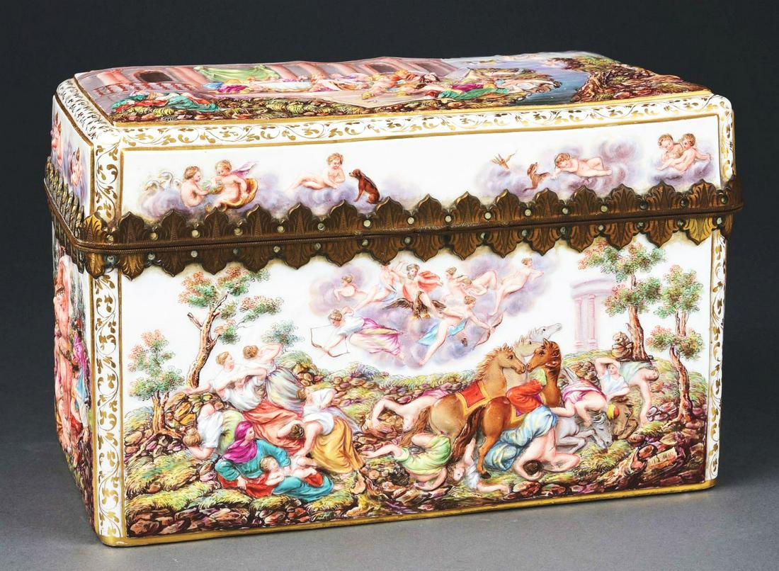 MEISSEN GERMAN PORCELAIN BOX. (1 of 6)