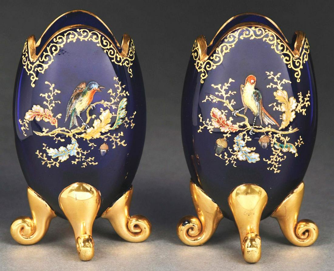 EGG-SHAPED MINIATURE VASES. (1 of 7)