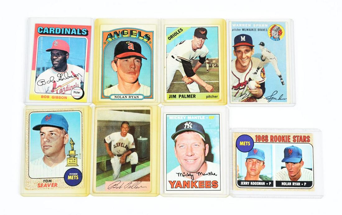 LOT OF 8: VARIOUS TOPPS & BOWMAN BASEBALL CARDS. (1 of 2)