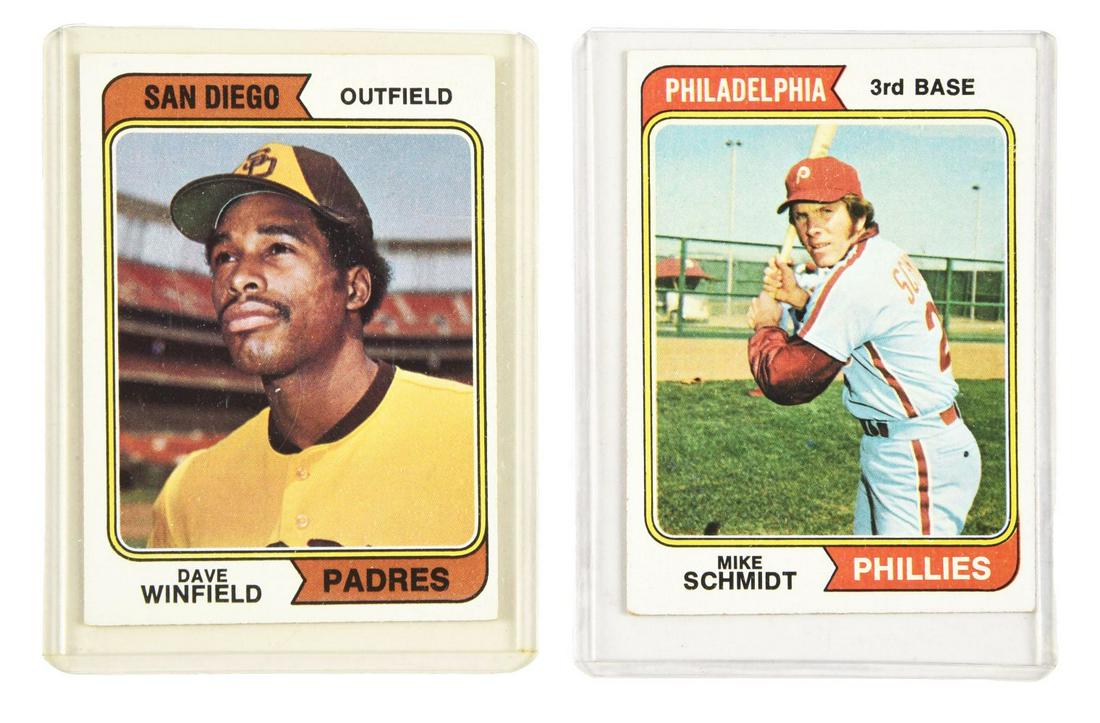 COMPLETE SET OF 1974 TOPPS BASEBALL CARDS. (1 of 3)