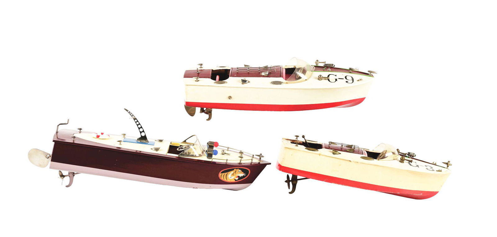 LOT OF 3: BATTERY-OPERATED WOODEN RACING BOATS. (1 of 3)