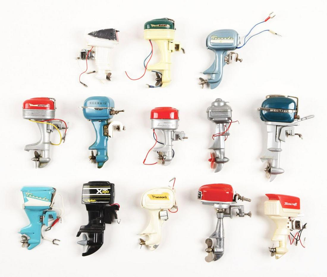 LOT OF 13: VARIOUS, MOSTLY JAPANESE, TOY BOAT MOTORS. (1 of 2)