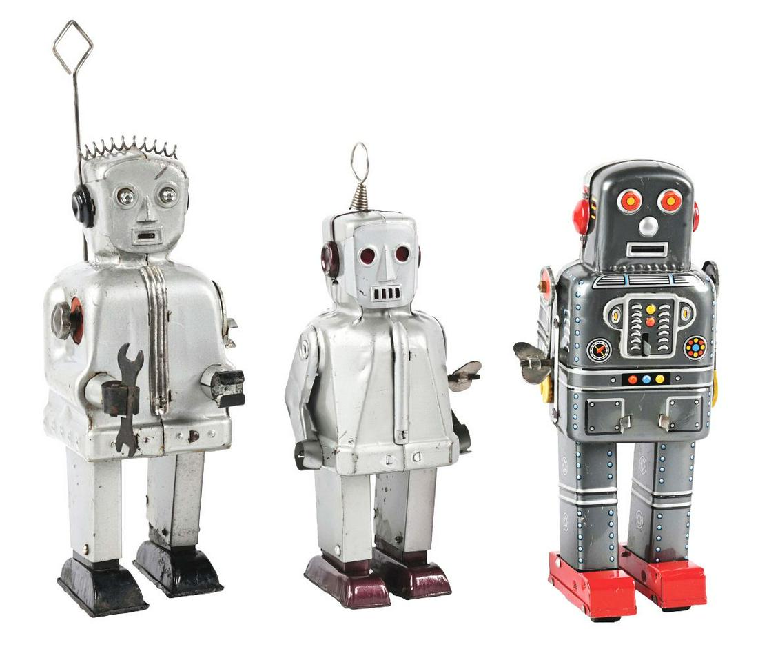 LOT OF 3: JAPANESE TIN LITHO WIND-UP TOY ROBOTS. (1 of 4)