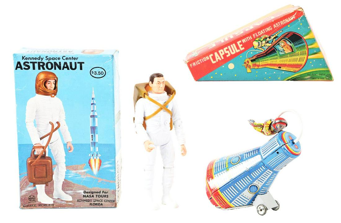 LOT OF 2: JAPANESE & AMERICAN TIN LITHO & PLASTIC SPACE-THEMED ITEMS. (1 of 4)