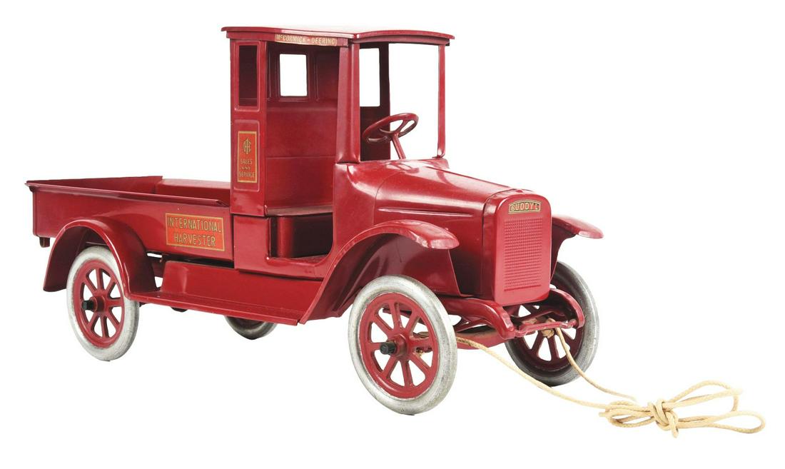 BUDDY L INTERNATIONAL HARVESTER "RED BABY", C. 1920'S. (1 of 3)
