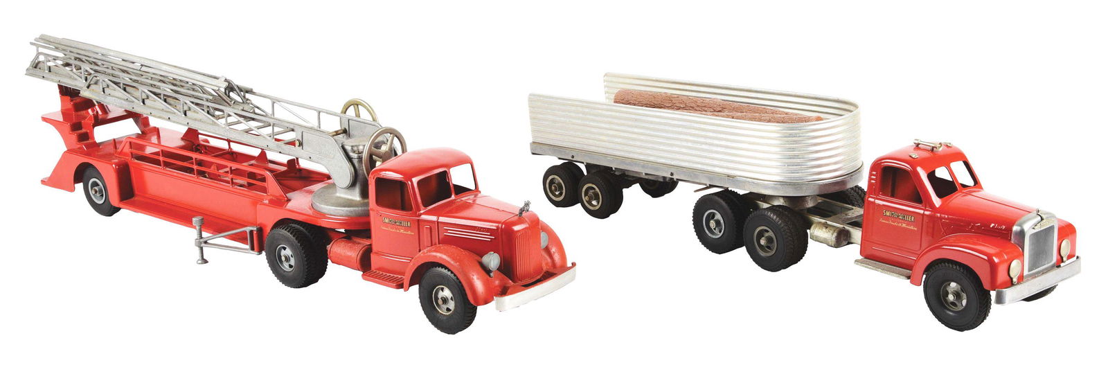 LOT OF 2: SMITH MILLER TRUCKS. (1 of 3)