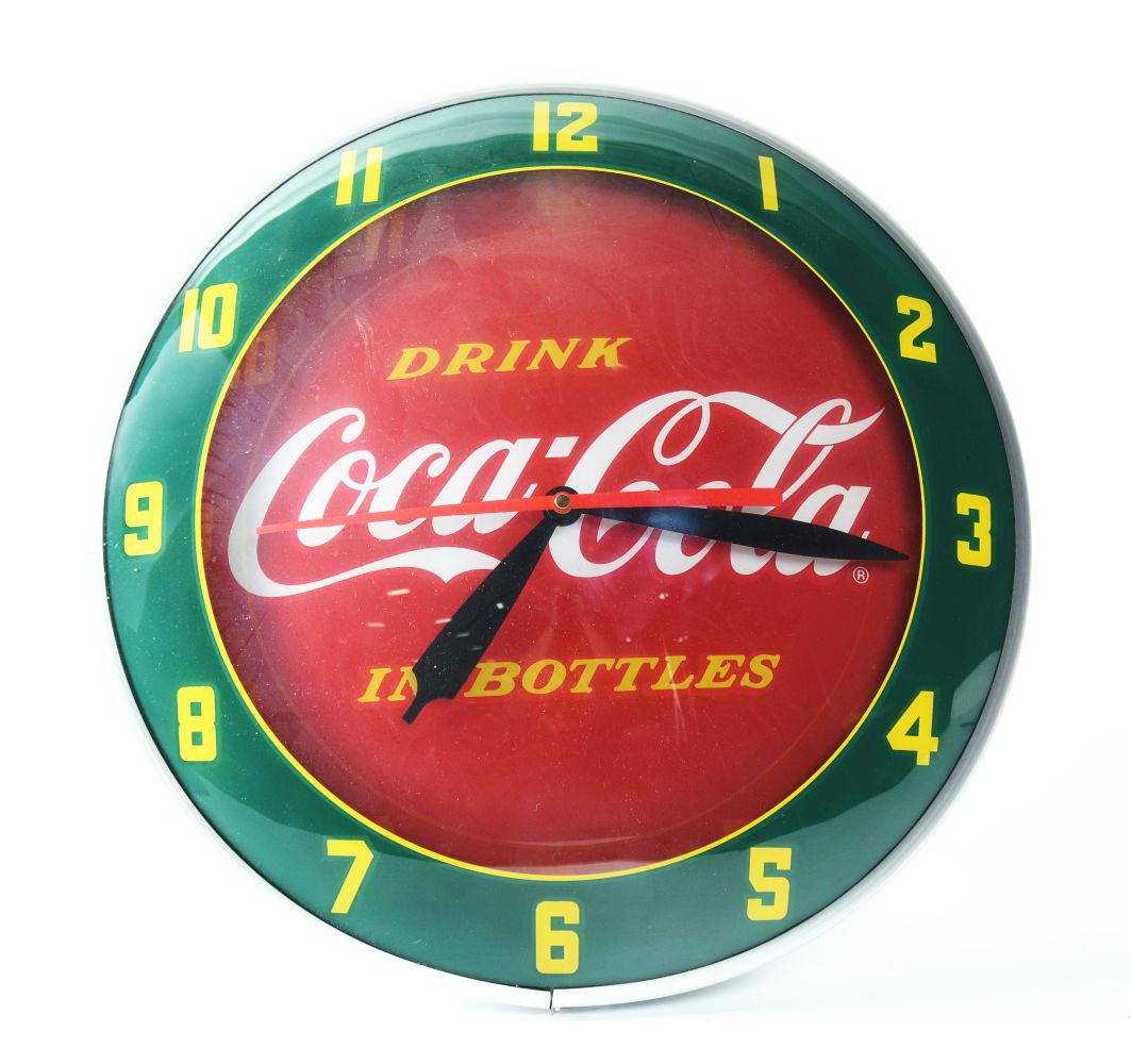 REPRODUCTION COCA-COLA BUBBLE CLOCK. (1 of 2)