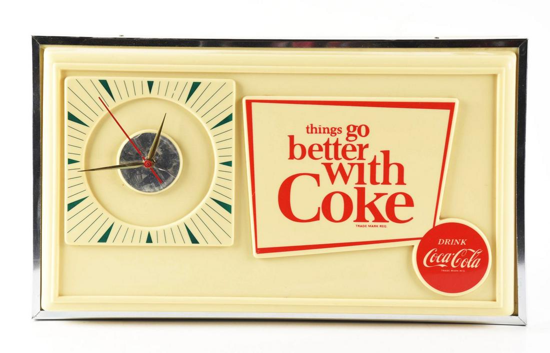 COCA-COLA LIGHT-UP CLOCK. (1 of 2)