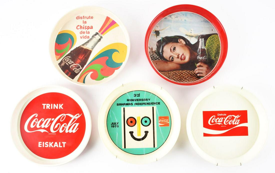 LOT OF COCA-COLA TRAYS. (1 of 1)