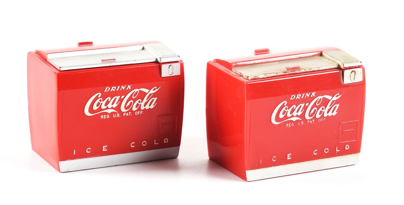 LOT OF 2: COCA-COLA COOLER MUSIC BOXES. (1 of 2)