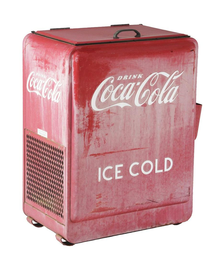 COCA-COLA ICE COOLER. (1 of 6)