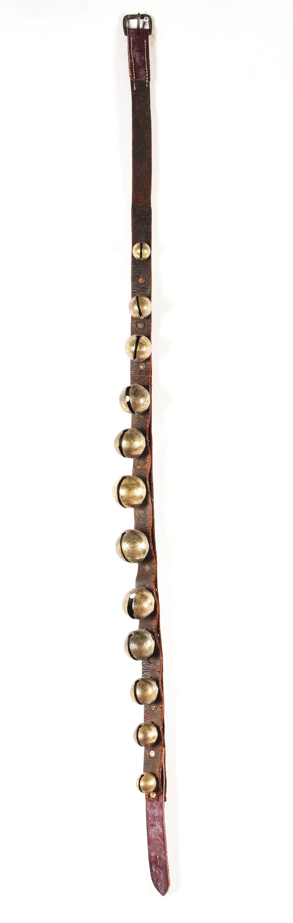 GRADUATED SLEIGH BELL STRAP. (1 of 3)