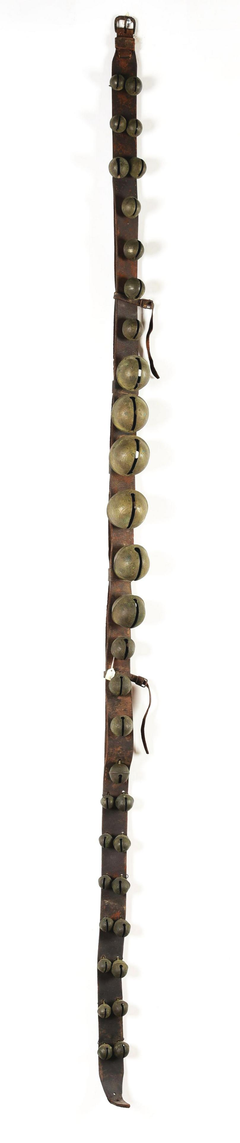 GRADUATED SLEIGH BELL STRAP. (1 of 3)