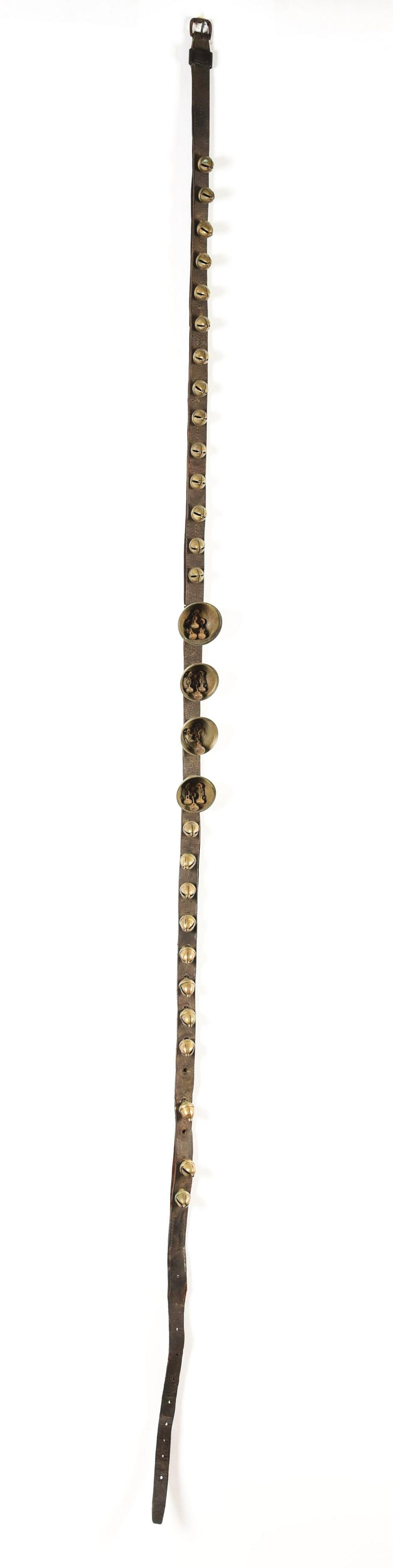 MIXED SLEIGH BELL STRAP. (1 of 3)