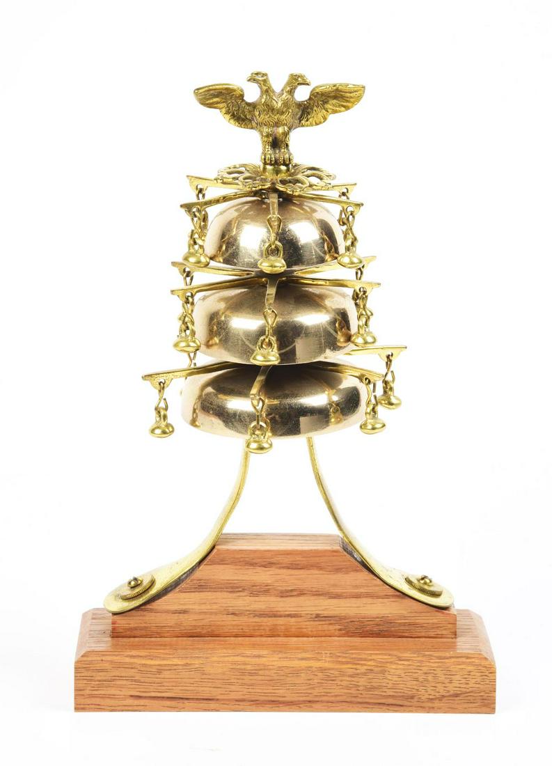 ANTIQUE CARRIAGE SLEIGH PARADE SHOW HORSE BELL TOPPER. (1 of 2)